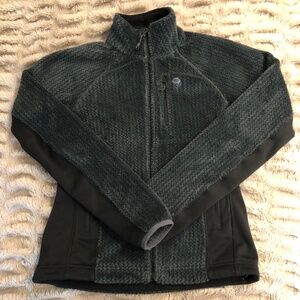 Mountain hardware black/blue fuzzy jacket size XS